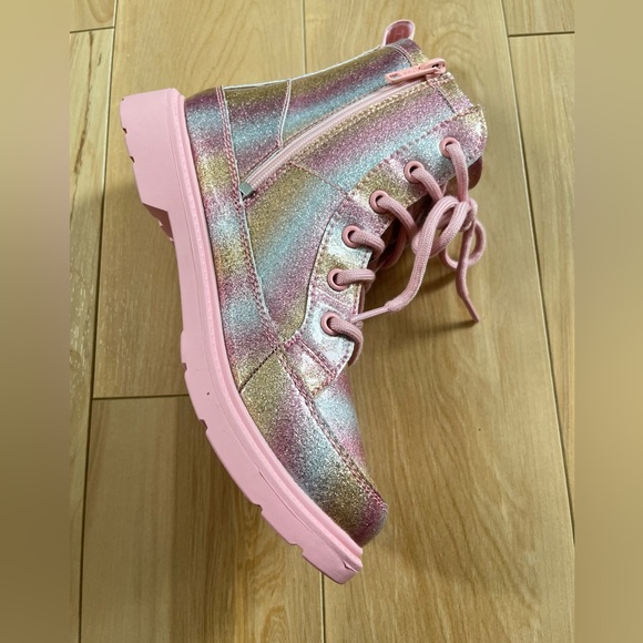 Glitter UGG new never worn - Picture 2 of 10